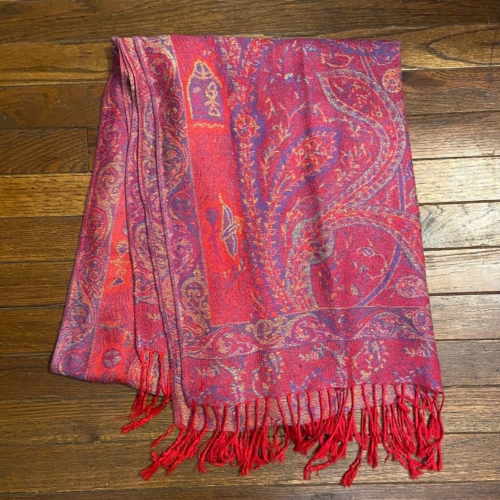 Scarf: red multi color 🧣